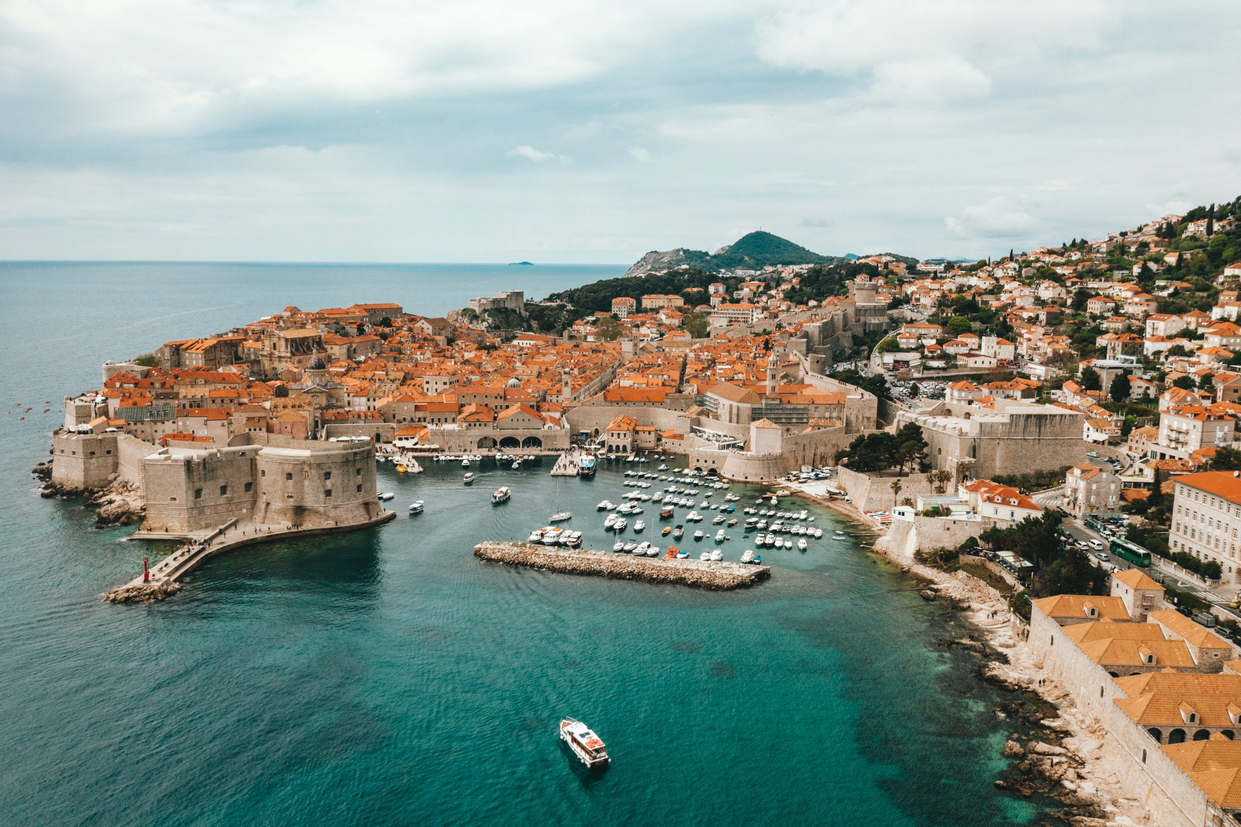 spencer-davis-fWtJvFqyUQQ-unsplash-scaled